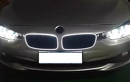 BMW F30 3시리즈 아이코닉글로우 프론트 그릴