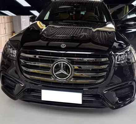 벤츠 GLS 페이스리프트 순정 다크 크롬 그릴 교체.