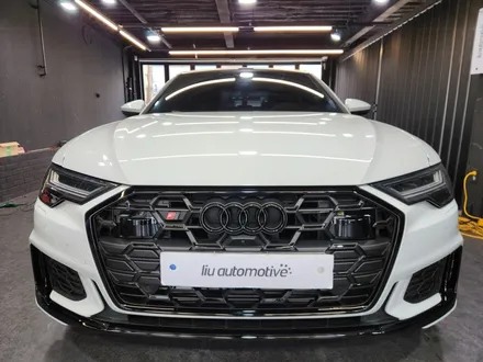 아우디 A6 신형 페이스리프트 S6 그릴 안개등 패키지.