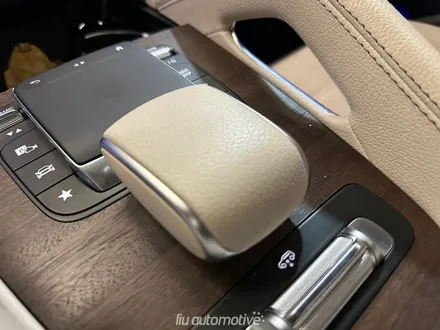 벤츠 GLS 마이바흐 풀컨버전, 실외부터 실내 인테리어까지 전부 완료 하였습니다. 휠타이어 불판휠, 테일램프 후기형 교체 및 계기판 코딩까지. / 서울 서초