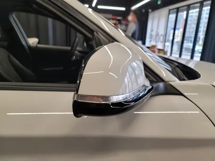 BMW F20 1시리즈 M타입 사이드미러 전체 교체. BMW만의 매력을 어필하는 시공.