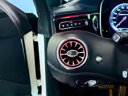 벤츠 S63 AMG 쿠페 송풍구 엠비언트 패키지. 엠비언트 송풍구로 인테리어 드레스업.