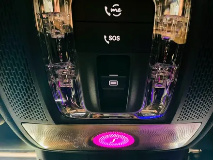 벤츠 W177 A45 AMG 미드레인지 + 선글라스 엠비언트 패키지. 유니크한 엠비언트를 원한다면.