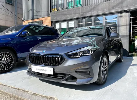 BMW F44 2시리즈 키드니 그릴. 블랙 키드니그릴 교체 후 모습 확인하세요.