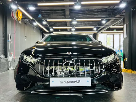 벤츠 EQE 세로그릴 시공 작업 EQE300.