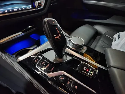 BMW 6GT 크리스탈 기어봉 교체 시공.