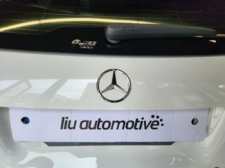 벤츠 W177 A45AMG 순정부품 후석송풍구 생성 + 블랙 엠블럼 교체 세트.