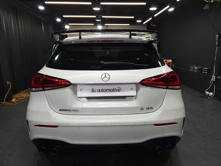 벤츠 A45 AMG 디퓨저 립 + 블랙팩 엠블럼 교체.