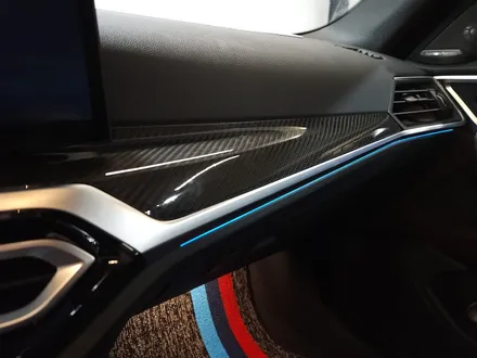BMW i4 실내 카본 인테리어 + 리츠 광각미러 + 크리스탈 기어노브 세트.