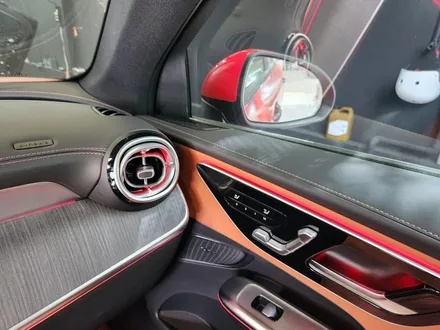 벤츠 2024 GLC 4D부메스터 + 도어 미드레인지 엠비언트