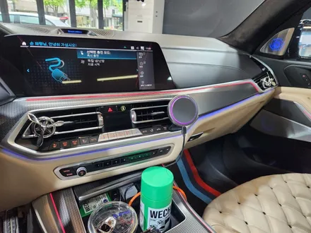 BMW G05 X5 실내 카본 트림 인테리어 교체 작업