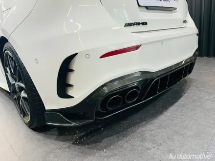 A45 AMG 파텍 PAHTECKZ 카본 디퓨저 드레스업 파츠 설치.