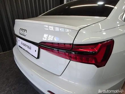 아우디 A6 C8 매트릭스 타입 헤드라이트 + 테일램프 라인 교체.