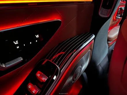 벤츠 W223 S클래스 S350d 숏바디 피아노트림 + 시트보호 커스텀.