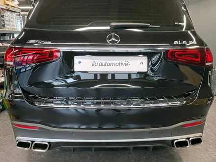 벤츠 신형 GLS AMG 리어 디퓨저 세트. 시선을 사로잡는 디퓨저.