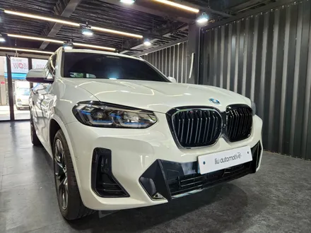 BMW iX3 키드니 그릴 교체 시공.