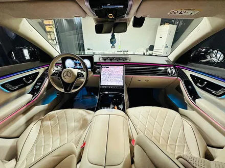 벤츠 W223 S클래스 피아노 트림 + 액티브 엠비언트.