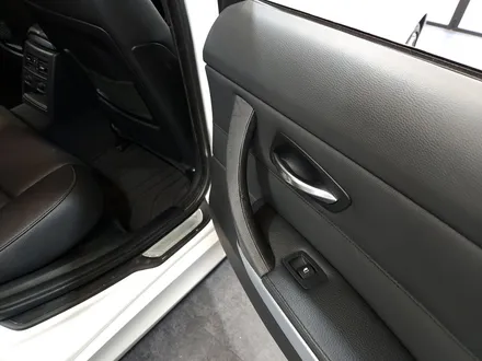 BMW E90 3시리즈 손잡이 수리 교체.