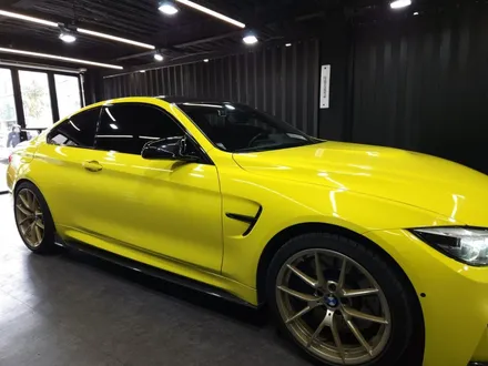 BMW M4 랩핑 - 오렌지 컬러