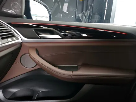 BMW G01 X3 LCI 실내 카본 인테리어 패키지