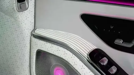 벤츠 W223 S클래스 화이트 피아노트림 인테리어.