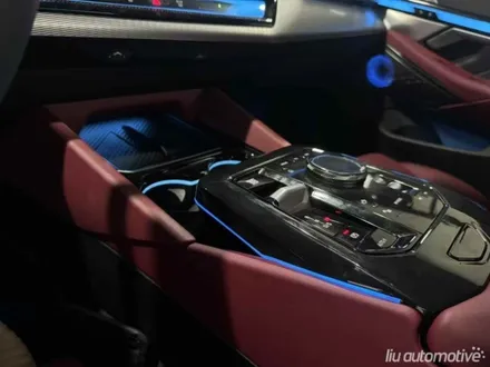 BMW 신형 5시리즈 기어패널 엠비언트 확장 G60 i5.