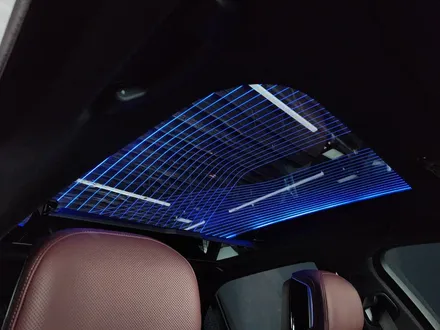BMW i7 스카이라운지 파노라마 선루프 엠비언트 G70 7시리즈.