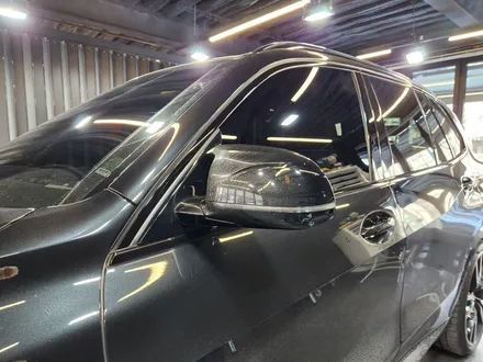 BMW X5 페이스리프트 아이코닉글로우 그릴 + 카본패키지.