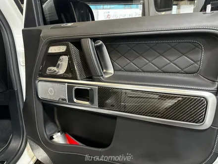 벤츠 지바겐 G63 실내 카본 인테리어 트림 교체식.