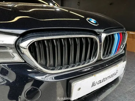 BMW 5시리즈 크롬딜리트 블랙팩 + 파츠 교체 + 크리스탈 기어노브 세트.