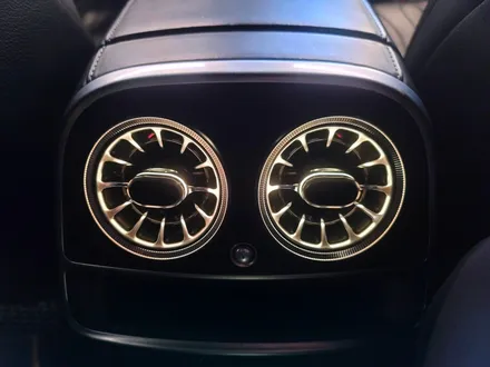 벤츠 S63 AMG 쿠페 송풍구 엠비언트 세트. 벤츠 엠비언트 라이트의 기본.