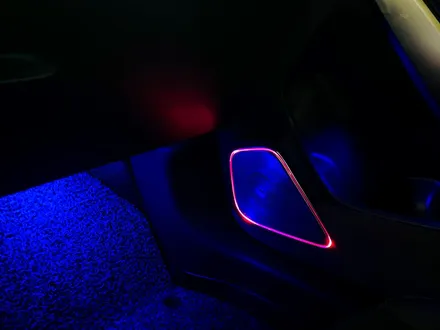 벤츠 신형 CLA 엠비언트 미드레인지 도어스피커. 엠비언트 무드의 완성, 미드레인지 스피커 엠비언트.