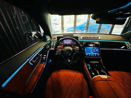 벤츠 W223 S클래스 액티브엠비언트 옵션 튜닝 S580. 눈을 뗄 수 없는 액티브엠비언트.