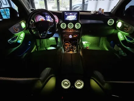 벤츠 C63 AMG 엠비언트 패키지. 리츠 스마트 엠비언트 + 전후면 송풍구.