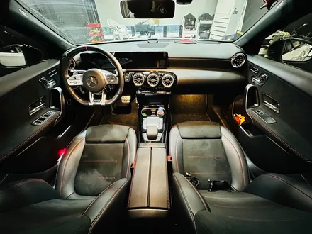 벤츠 A45 AMG 순정 엠비언트 확장 + AMG 패널 + 후석 송풍구 + 미드레인지.