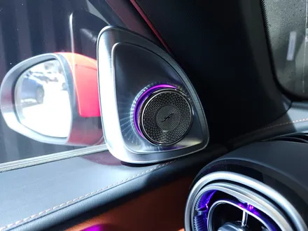 벤츠 2024 GLC 4D부메스터 + 도어 미드레인지 엠비언트