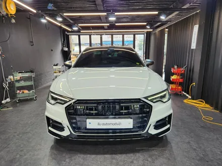 아우디 A6 크롬딜리트 블랙팩 랩핑 + 파츠 교체 세트.