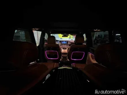 벤츠 GLS 마이바흐 폴딩 테이블 엠비언트. GLE