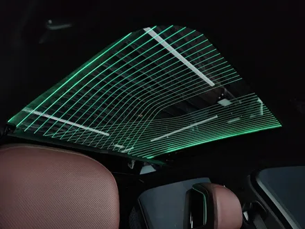 BMW i7 스카이라운지 파노라마 선루프 엠비언트 G70 7시리즈.