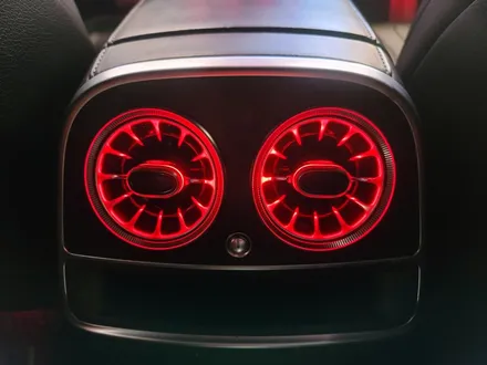 벤츠 S63 AMG 쿠페 송풍구 엠비언트 세트. 벤츠 엠비언트 라이트의 기본.