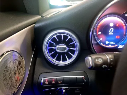 벤츠 C205 C클래스 쿠페 AMG 송풍구 엠비언트 세트. C쿱에 어울리는 감각적인 실내.