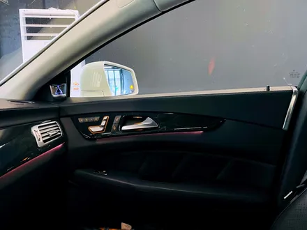 벤츠 W218 CLS 리츠 스마트 엠비언트. CLS에 어울리는 감각적인 분위기.