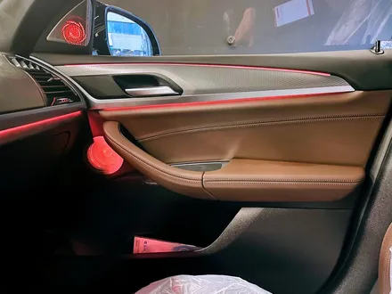 BMW G02 X4 엠비언트 연동 스피커 세트. BMW 실내 엠비언트와 스피커 추천.