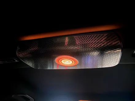 벤츠 W223 S클래스 천장 부메스터 + 액티브엠비언트. 천장 부메스터의 매력.