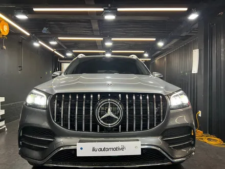 벤츠 GLS 세로그릴 시공. 확실한 새로움을 원한다면.