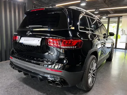 벤츠 GLB 45 AMG 타입 디퓨저 장착.