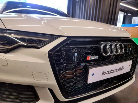 아우디 A6 C8 신차 출고 패키지 (S6그릴+RS6그릴+디퓨저+스포일러+미러+테일램프+실내엠비언트+컵홀더설치+타공기어노브+S6시동버튼+후석USB설치+안전벨트엠비언트+크롬죽이기).