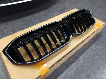 BMW G20 LCI 아이코닉글로우 그릴 설치.
