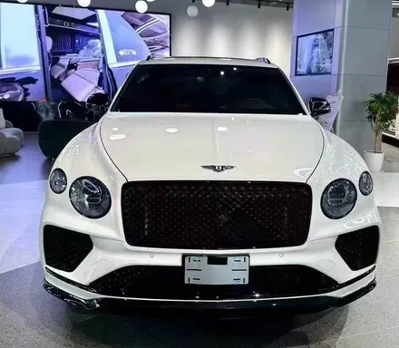 벤틀리 벤테이가 블랙팩 파츠.