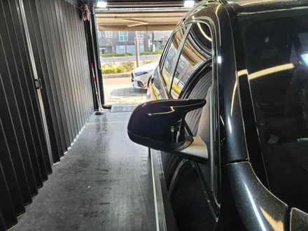 BMW X7 M60 버전 사이드스커트 교체 블랙팩.